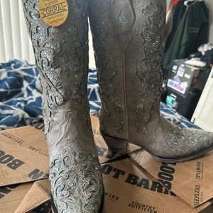 Coral hand crafted boot